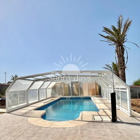 El Castillo De Ralph Bed & Breakfast 3*
